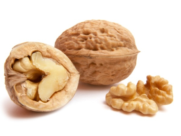 Handful Of Walnuts Can Boost Love Life