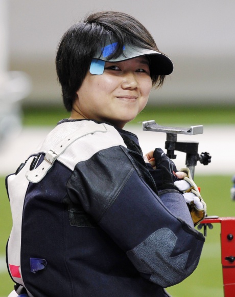 First Paralympic gold goes to China