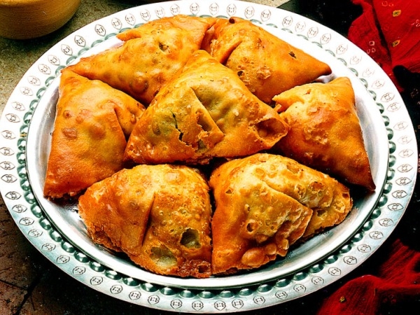 A Healthy Version of Samosas? It's Possible!