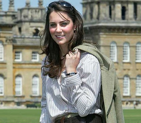 Kate to follow Queen's royal lessons