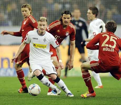 Monchengladbach Shocks Leaders Bayern Munich In Bundesliga