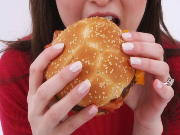 People Turn To High-Calorie Food First After Fasting