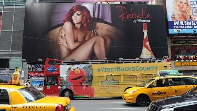Rihanna poses nude for perfume advert