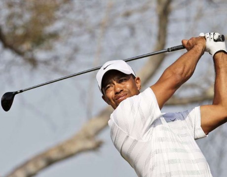Woods, Mickelson deliver drama early at US Open