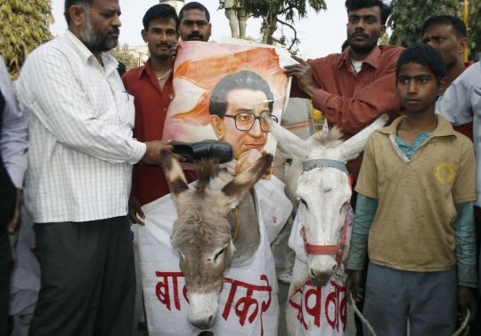 Bal Thackeray: On Muslims