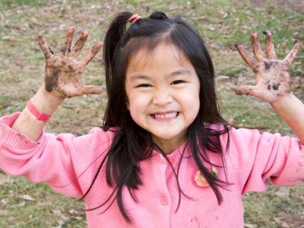 Playing In The Mud Is Good For Kids