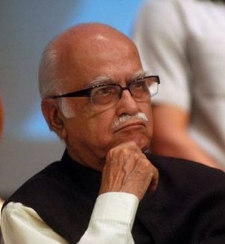 Advani praises MGNREGA at the UN
