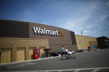 Wal-Mart stops selling Amazon Kindles