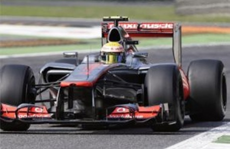 Lewis Hamilton on pole for Italian Grand Prix
