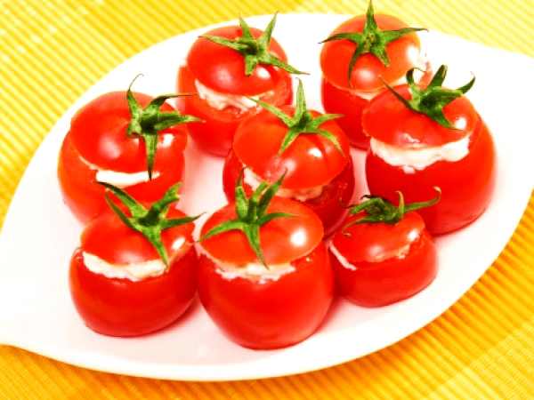 Healthy Appetizer Recipe: Stuffed Tomatoes