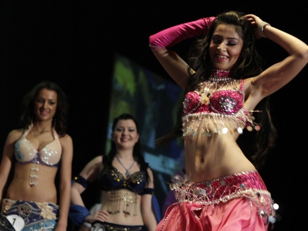 Belly Dancing: Shake Your Belly And Hips To Good Health