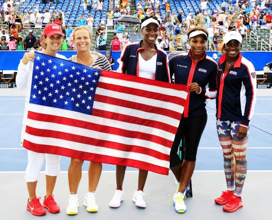Williams Sisters Lead USA to 3-2 Victory