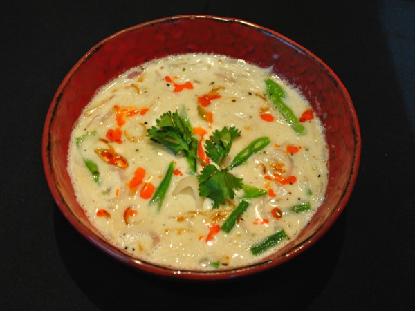 Healthy Snack: Fight Fever And Cold With Coconut Noodle Soup