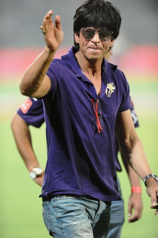 After Cricket, Shah Rukh Eyes Football