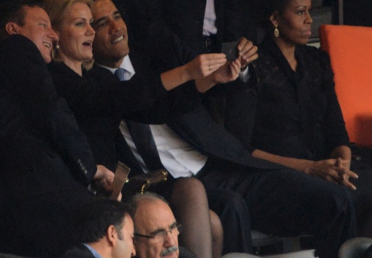 Obama, Cameron, Danish PM Pose For Selfie