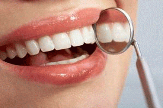 Whiten Your Teeth Naturally