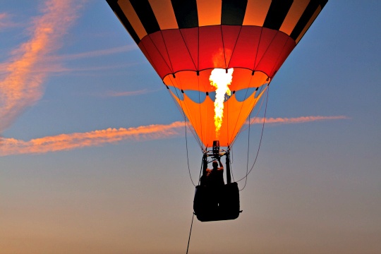 Hot Air Balloon Rides Take Flight in Kashmir