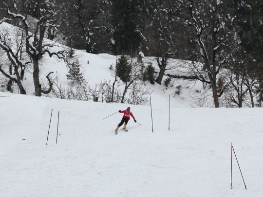 With Snow, Skiers Return to Himachal's Slopes