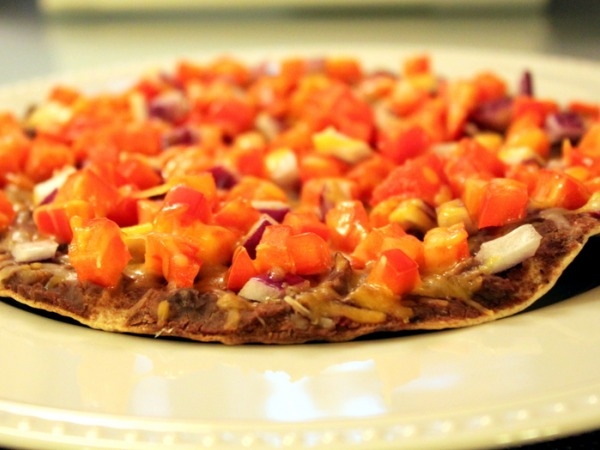 Vegetarian Recipe: Healthy Mexican Pizza