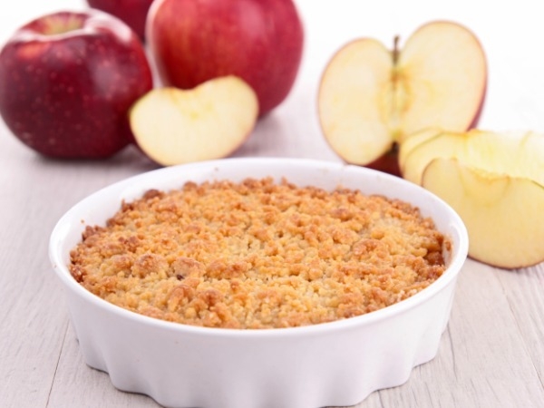 Healthy Dessert Recipe: Apple Crumble Made With Oats