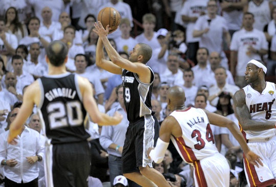 Spurs Rally to Beat Miami Heat in Game One