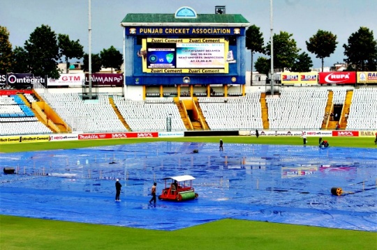 3rd Test, Day 1: Play Called Off Due to Rain