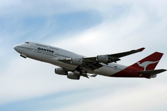 Qantas Flight Cabin Temp Soars, Forced to Land