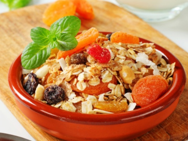 Healthy Breakfast Recipe: Quinoa And Oats Breakfast Bowl
