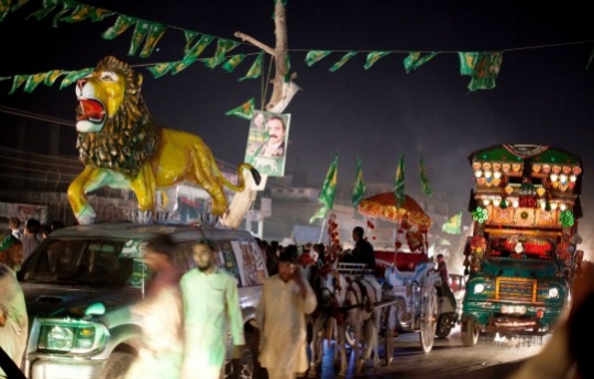 Parties of Nawaz, Imran in Tight Race