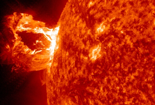 Sun Shoots Solar Flares into Space