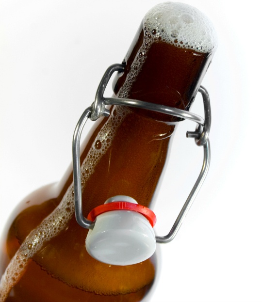 Science Behind Foaming Beer Bottle Explained