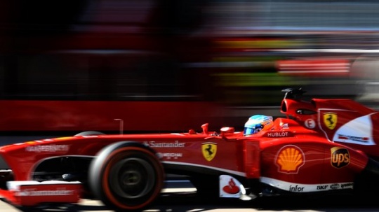 Vettel, Webber On Top At Fog-hit Austin