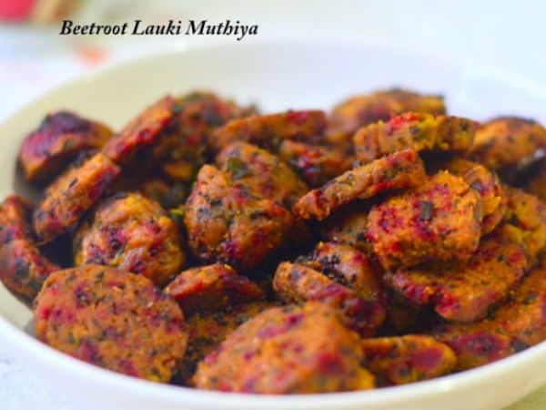 Healthy Snack Recipes: Beetroot Lauki Muthia Recipe