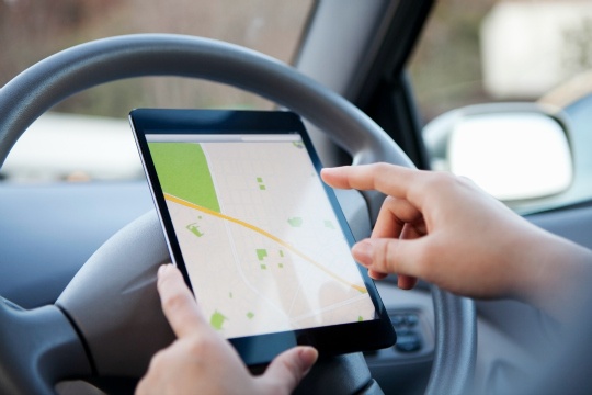 Dubai to Test Trainee Drivers With Tablets