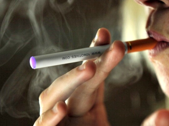 E Cigarette Us To Ban Sales To Minors 