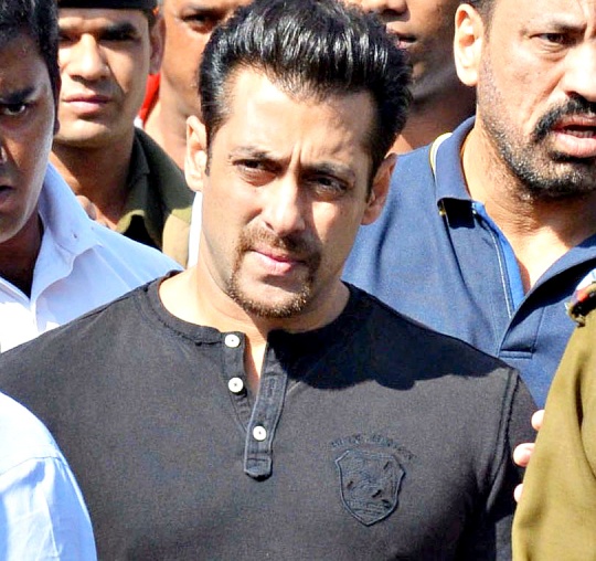 Swagat Toh Karo Humara    DASHING DEVILPhotoshoot of Salman Khan  During