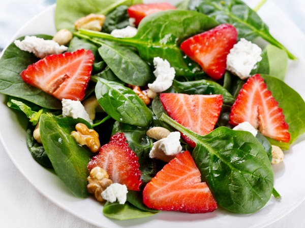 Healthy Salad Recipe: Strawberry Spinach Salad