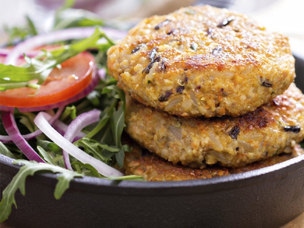 Healthy Recipe: Oats Tikki with Healthy Green Chutney | Recipes