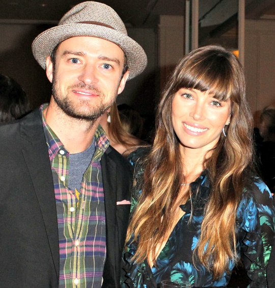 Jessica Biel Serenades Husband Justin Timberlake On Birthday