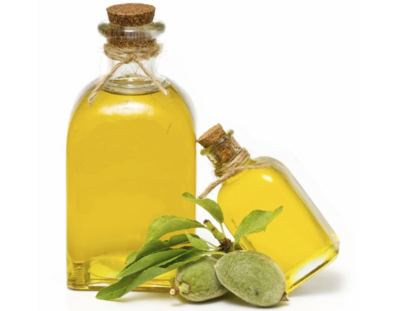 Beauty Benefits: Almond Oil