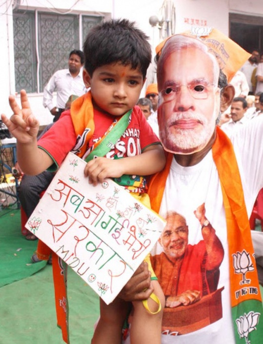 India cleberates Modi's victory
