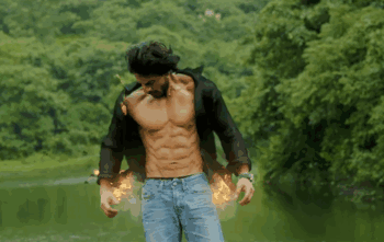 SRK's abs