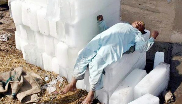 Chilling in Pakistan ice