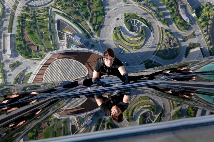 Burj Khalifa - Tom Cruise