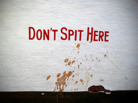 Paan spit sign