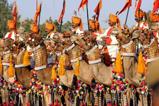 10 Craziest Festivals Celebrated In India