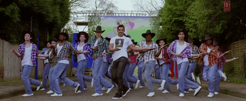 11 Bollywood Actors Who Were Just Not Born To Dance