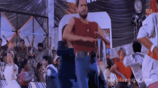 11 Bollywood Actors Who Were Just Not Born To Dance