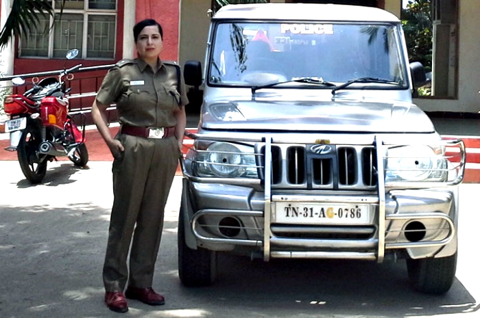 9 Things You Need To Know About The First Lady IPS Officer From Kashmir