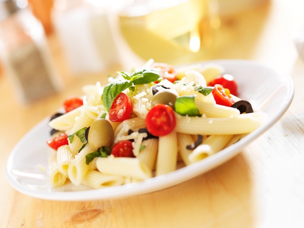 Healthy Penne and Fruit Salad | Recipes